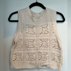 Cream/White Women’s Sweater Vest